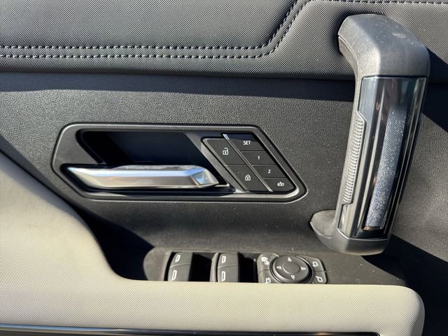 New 2026 GMC Hummer EV SUV w/ LPO, Dark Essentials Package image 13