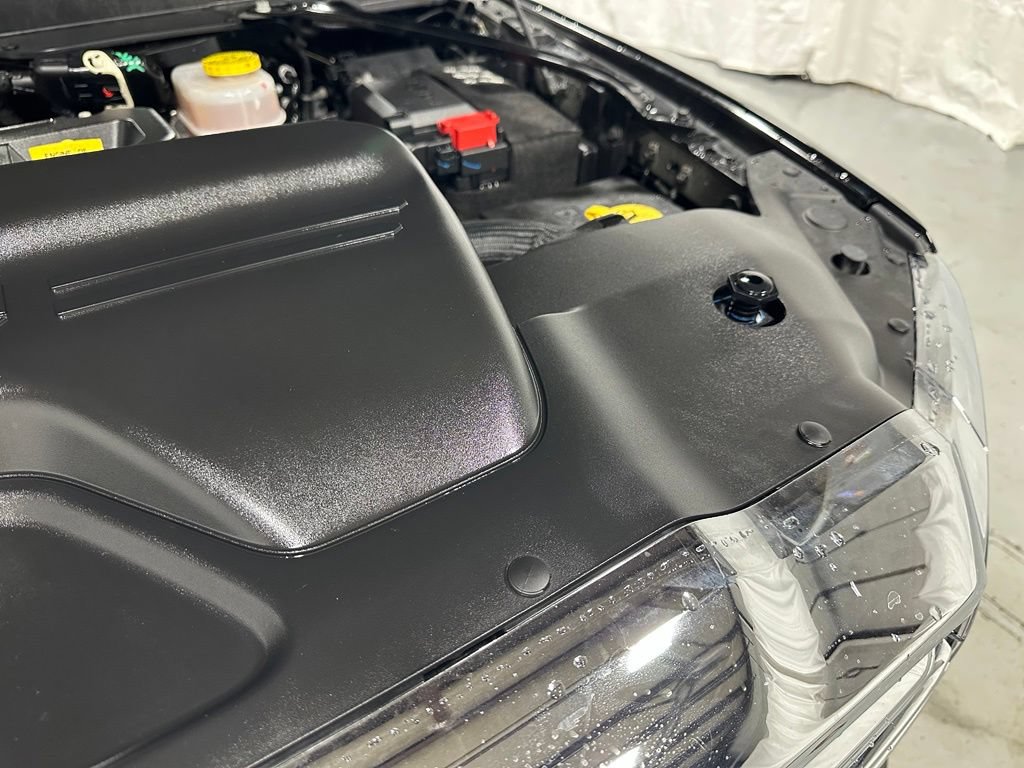 Used 2025 RAM 1500 Laramie AWD/4WD image 65