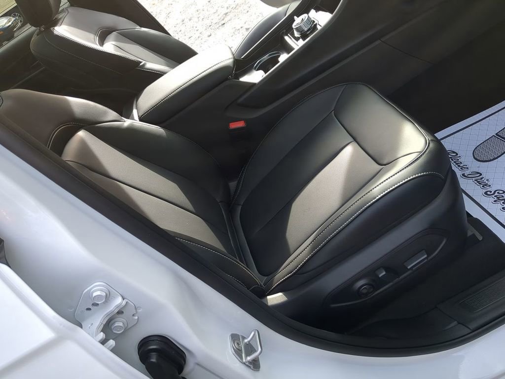 New 2025 Jeep Grand Cherokee Limited w/ Trailer Tow Package image 27