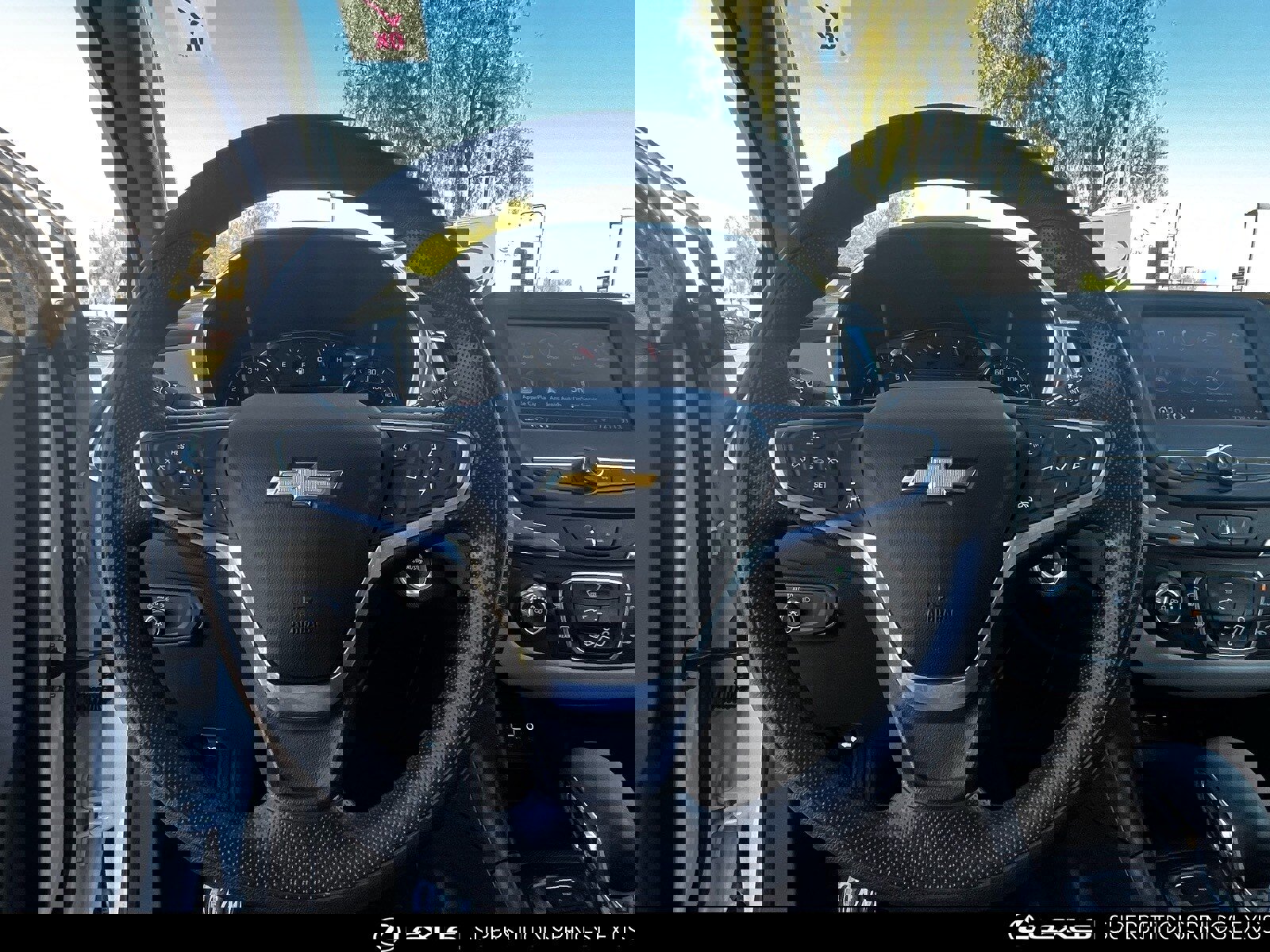 Used 2022 Chevrolet Equinox LS w/ LS Convenience Package image 13