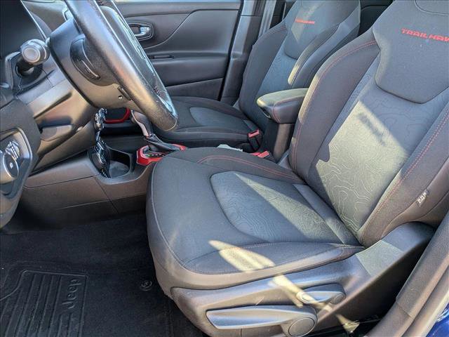 Used 2016 Jeep Renegade Trailhawk image 16