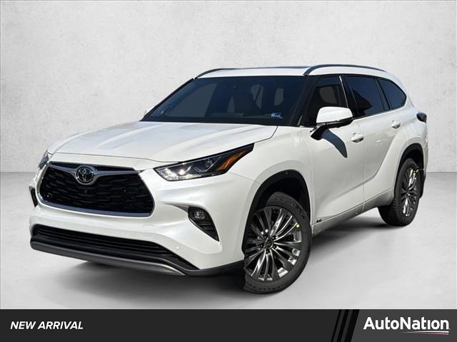 New 2026 Toyota Highlander Platinum