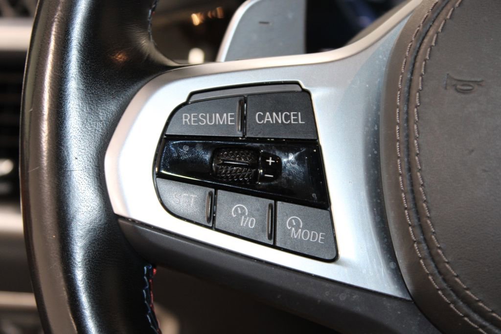 Used 2024 BMW X7 M60i w/ Executive Package image 40