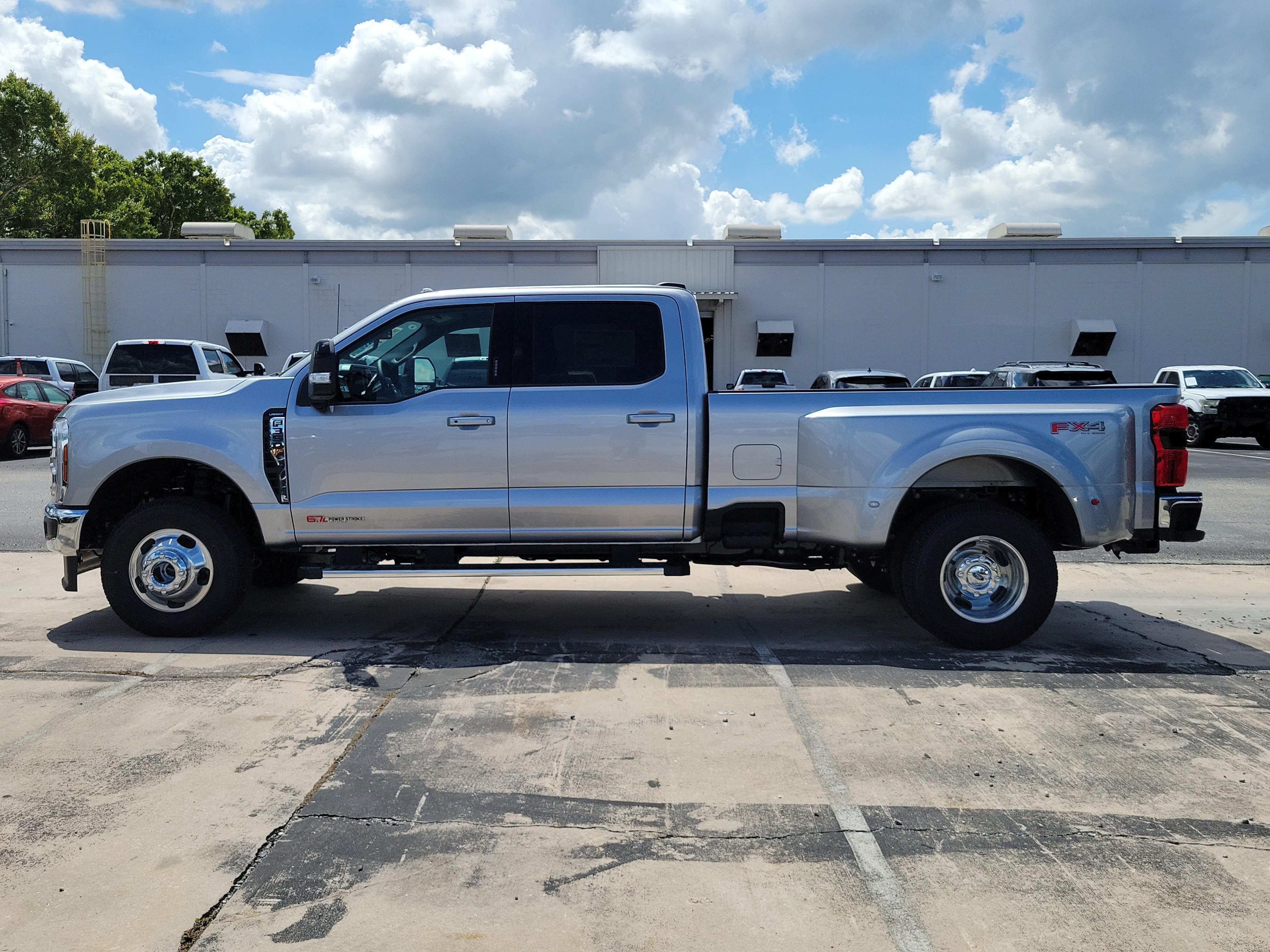New 2027 Ford F350 Lariat AWD/4WD image 7