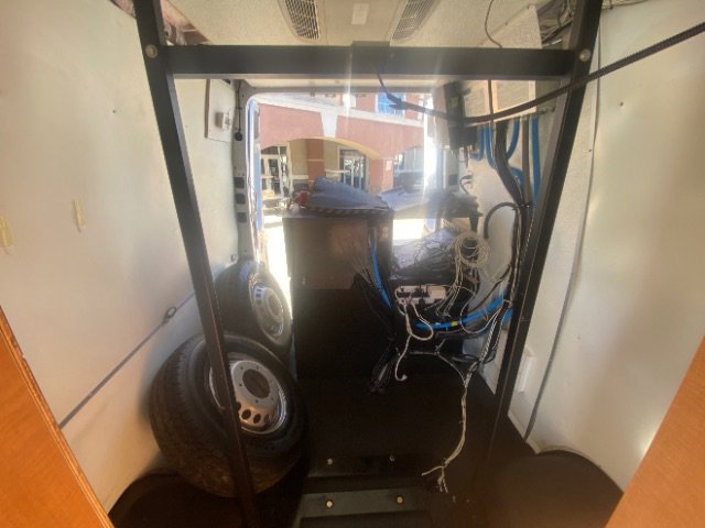 Used 2016 Freightliner Sprinter 3500 image 17