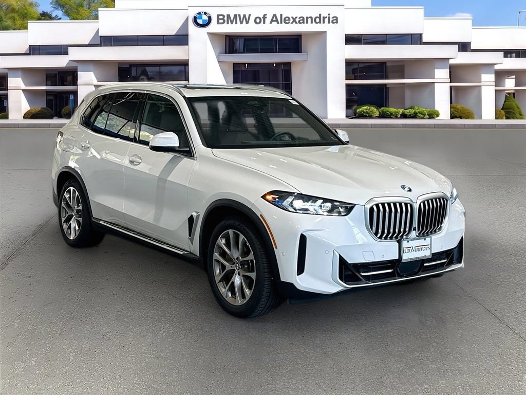 Used 2026 BMW X5 xDrive50e w/ Executive Package AWD/4WD image 3