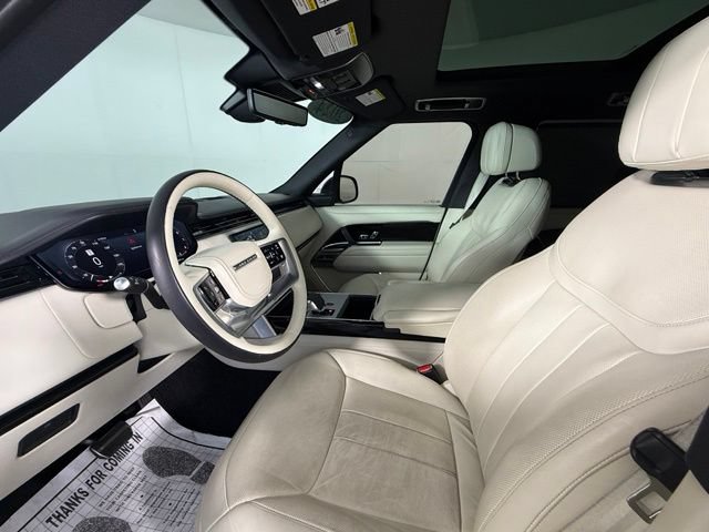 Used 2024 Land Rover Range Rover SE AWD/4WD image 5
