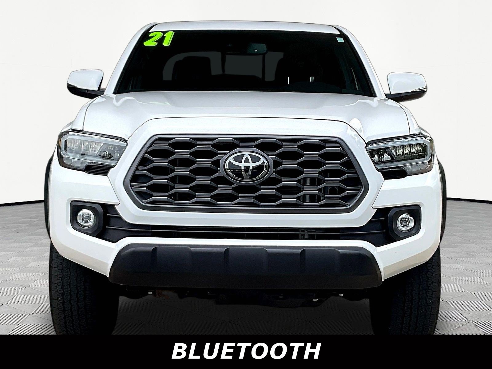 Used 2021 Toyota Tacoma TRD Off-Road w/ TRD Premium Off Road Package AWD/4WD image 2