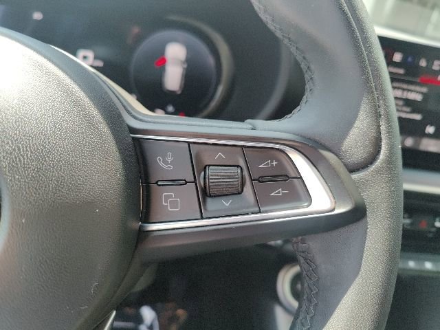 Used 2024 Dodge Hornet GT AWD/4WD image 31