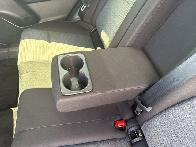 Used 2023 Nissan Rogue SV image 31