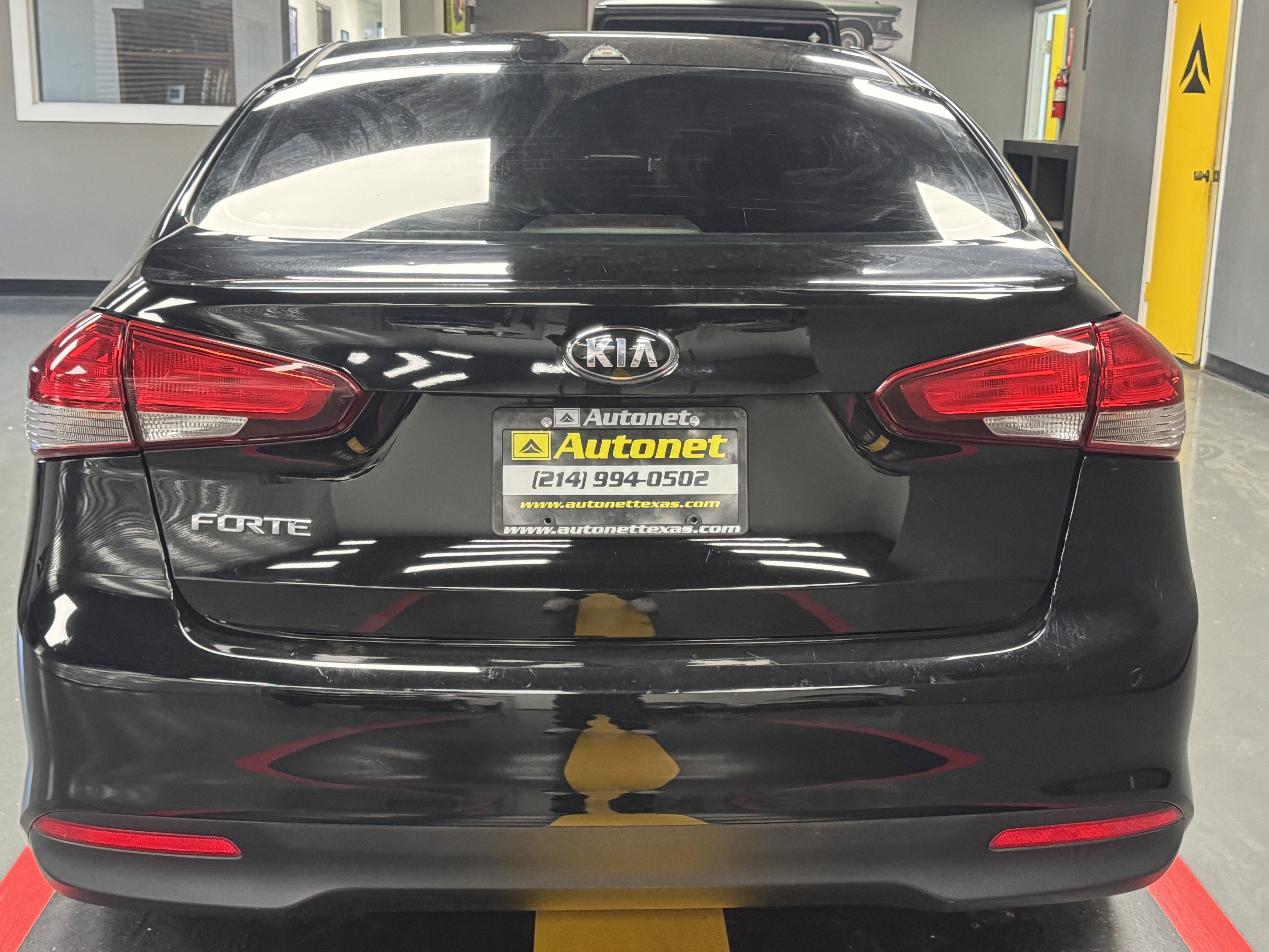 Used 2018 Kia Forte LX image 5