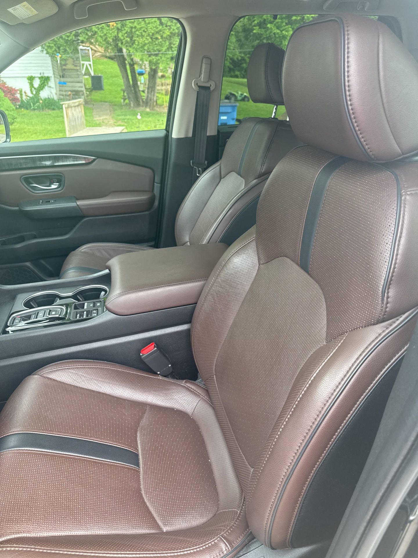 Used 2023 Honda Pilot Elite image 16