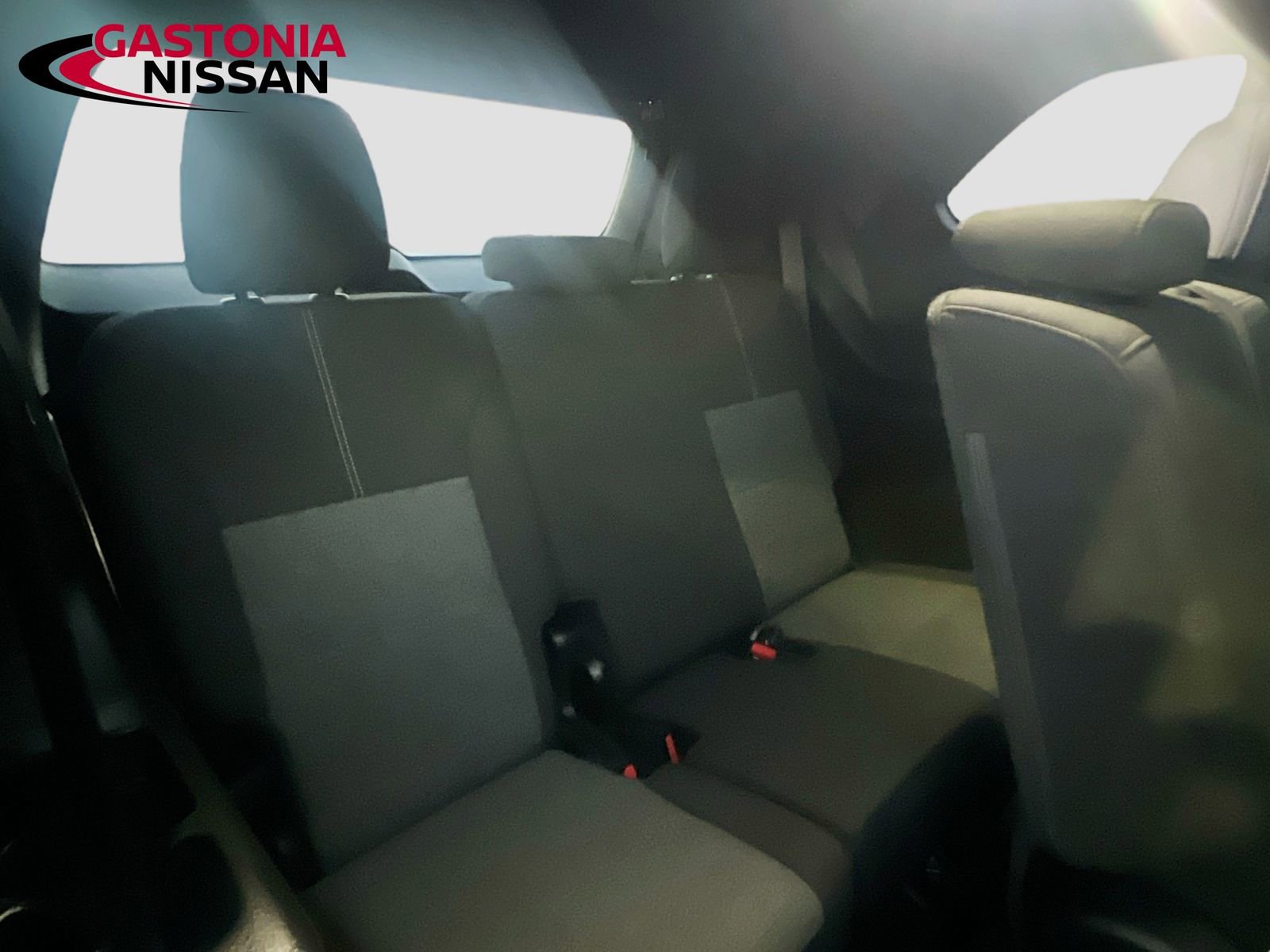 Used 2025 GMC Acadia Elevation image 37