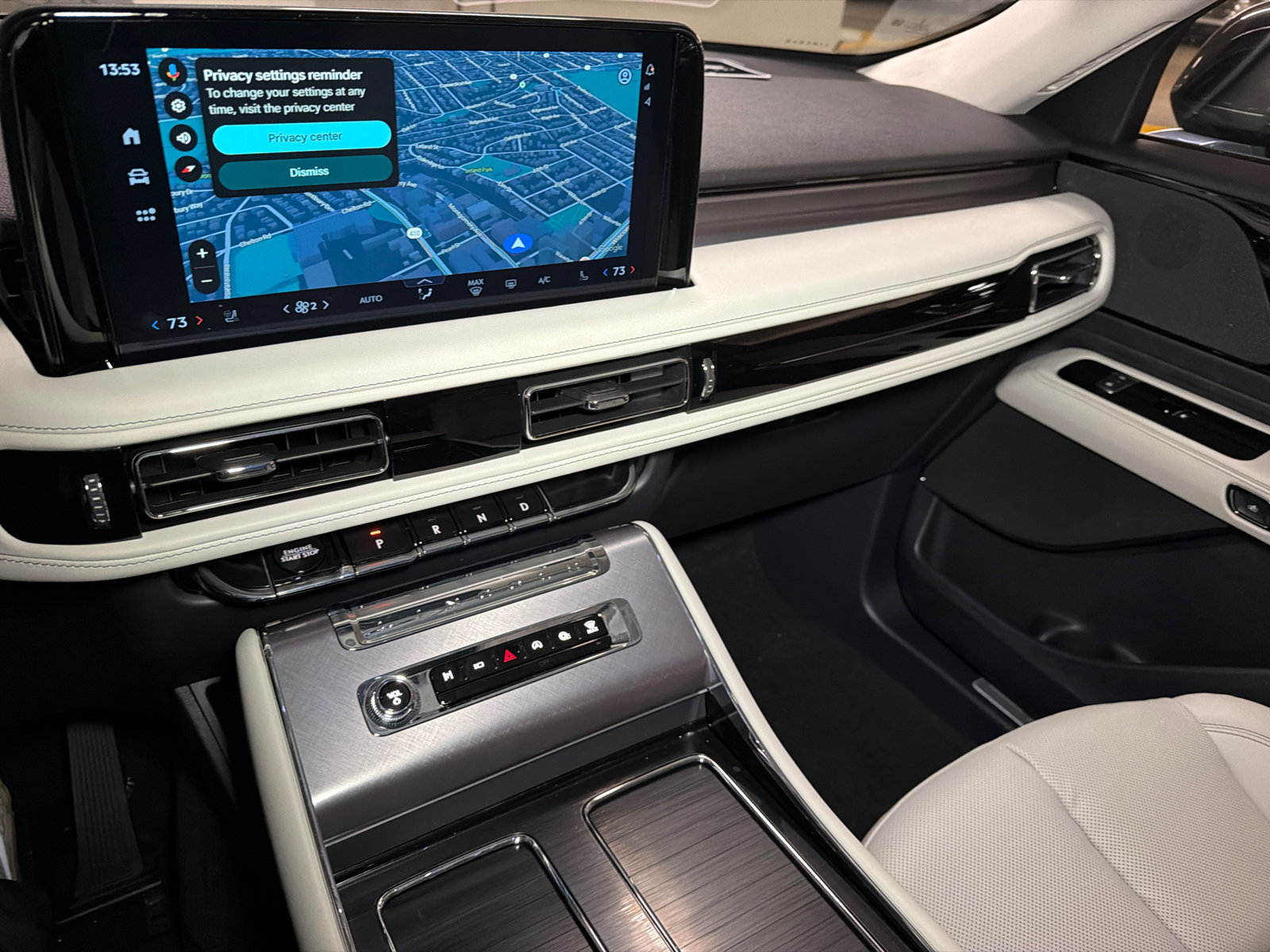 New 2027 Lincoln Aviator AWD image 28