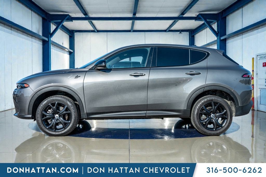 Used 2024 Dodge Hornet GT w/ GT Blacktop Package image 2