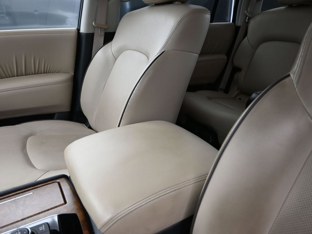Used 2024 Nissan Armada SL w/ Captain's Chairs Package RWD image 14