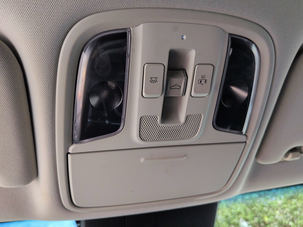 Used 2019 Kia Stinger Premium RWD image 25
