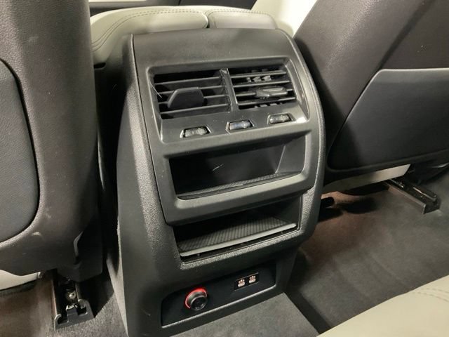 Used 2024 BMW X5 xDrive50e AWD/4WD image 21