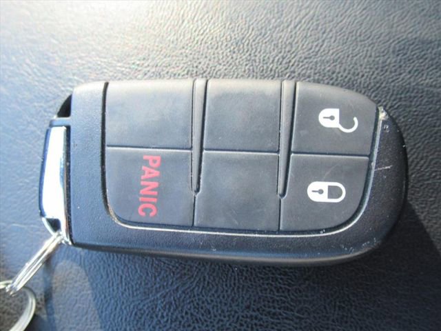 Used 2021 Jeep Compass Latitude FWD image 28