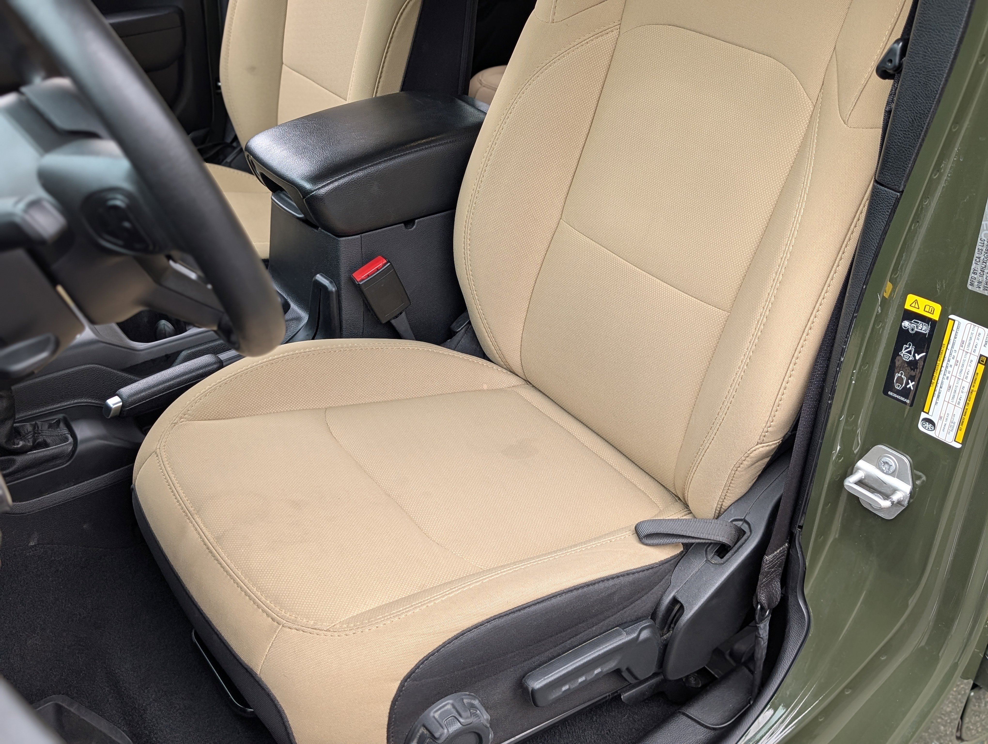 Used 2023 Jeep Wrangler Unlimited Sport image 16