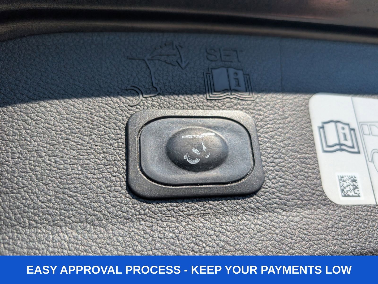 Used 2018 Ford Escape Titanium image 18