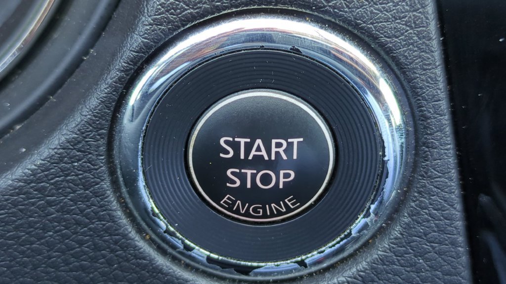 Used 2018 Nissan Rogue Sport SV FWD image 22