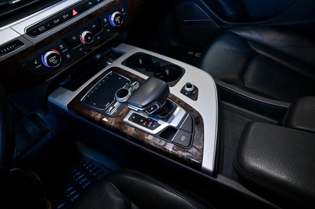 Used 2019 Audi Q7 2.0T Premium Plus w/ Premium Plus Package image 35