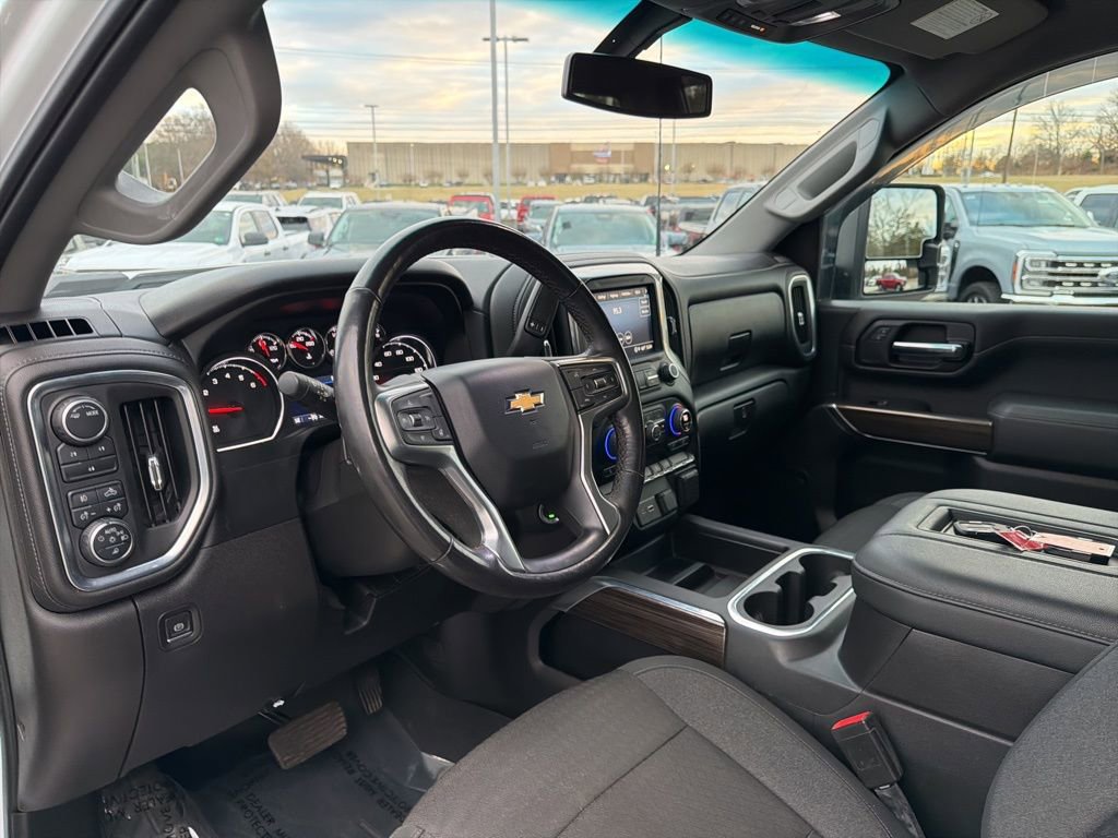 Used 2022 Chevrolet Silverado 2500 LT w/ Convenience Package image 12