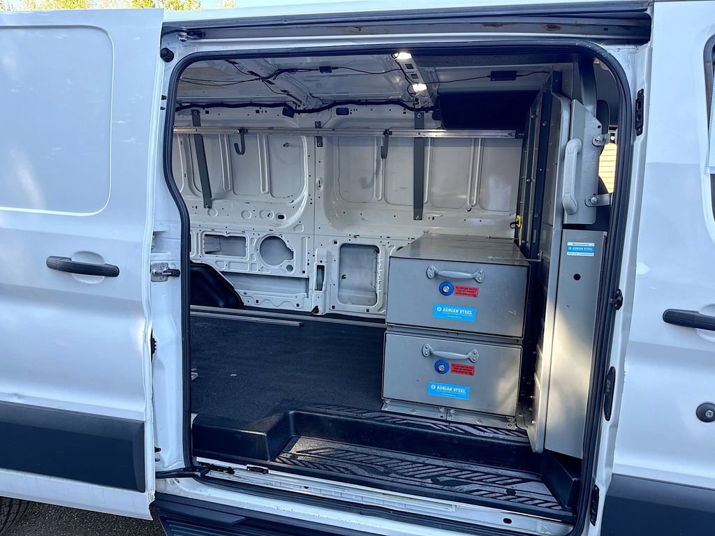 Used 2018 Ford Transit 250 148 Low Roof image 22