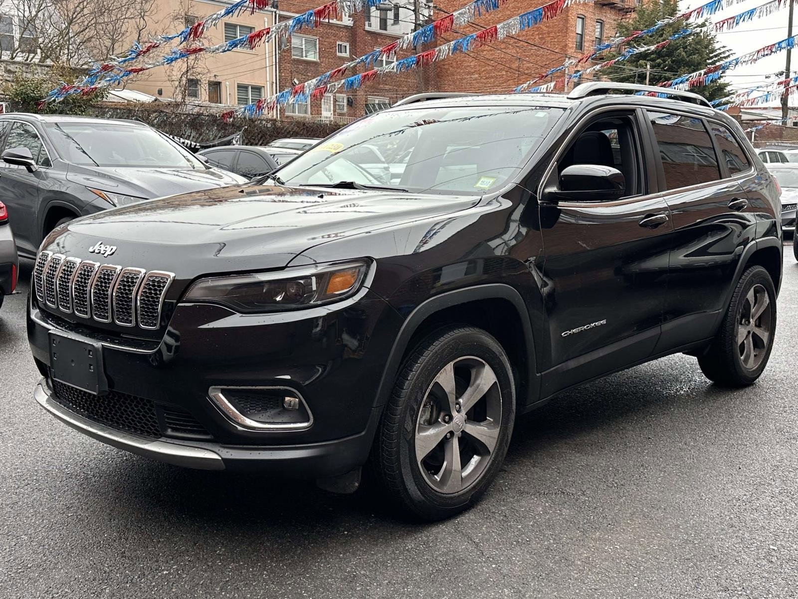 Used 2020 Jeep Cherokee Limited image 8