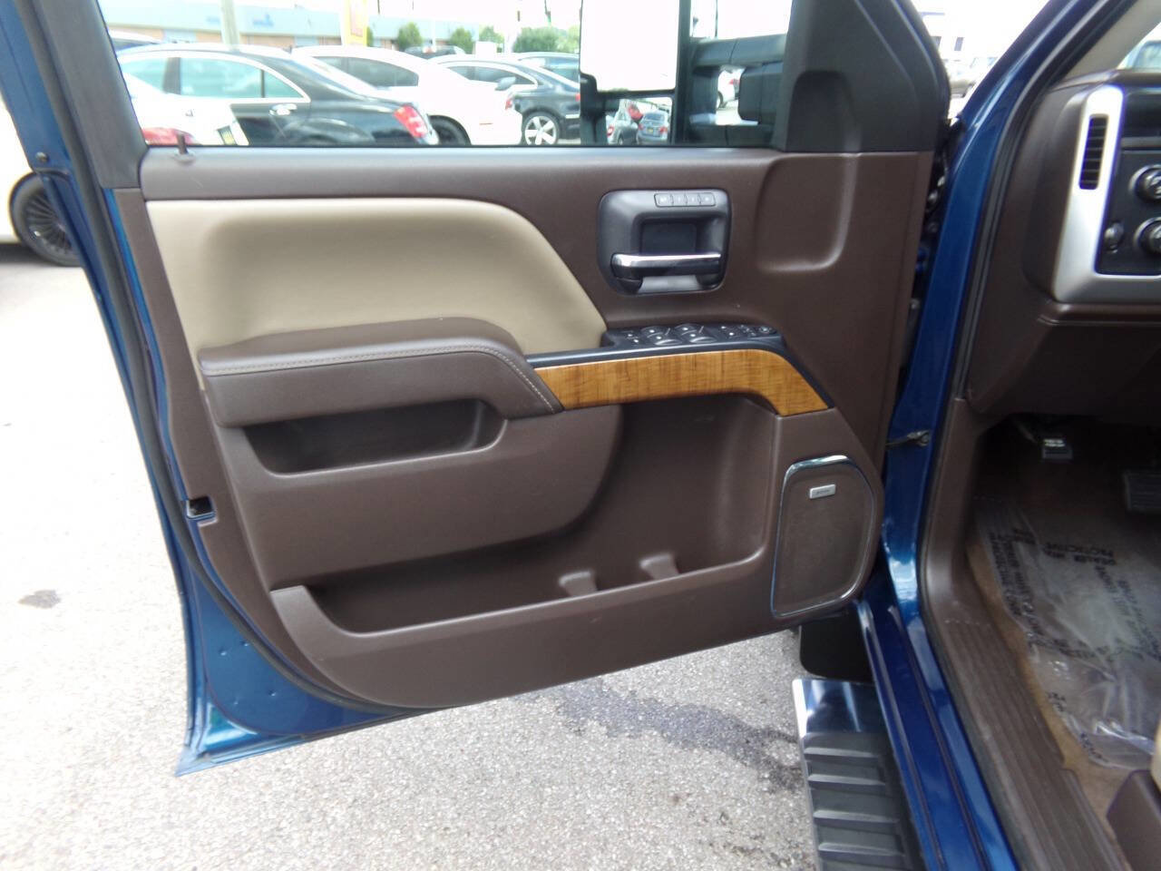 Used 2018 GMC Sierra 1500 SLT w/ SLT Premium Package image 14