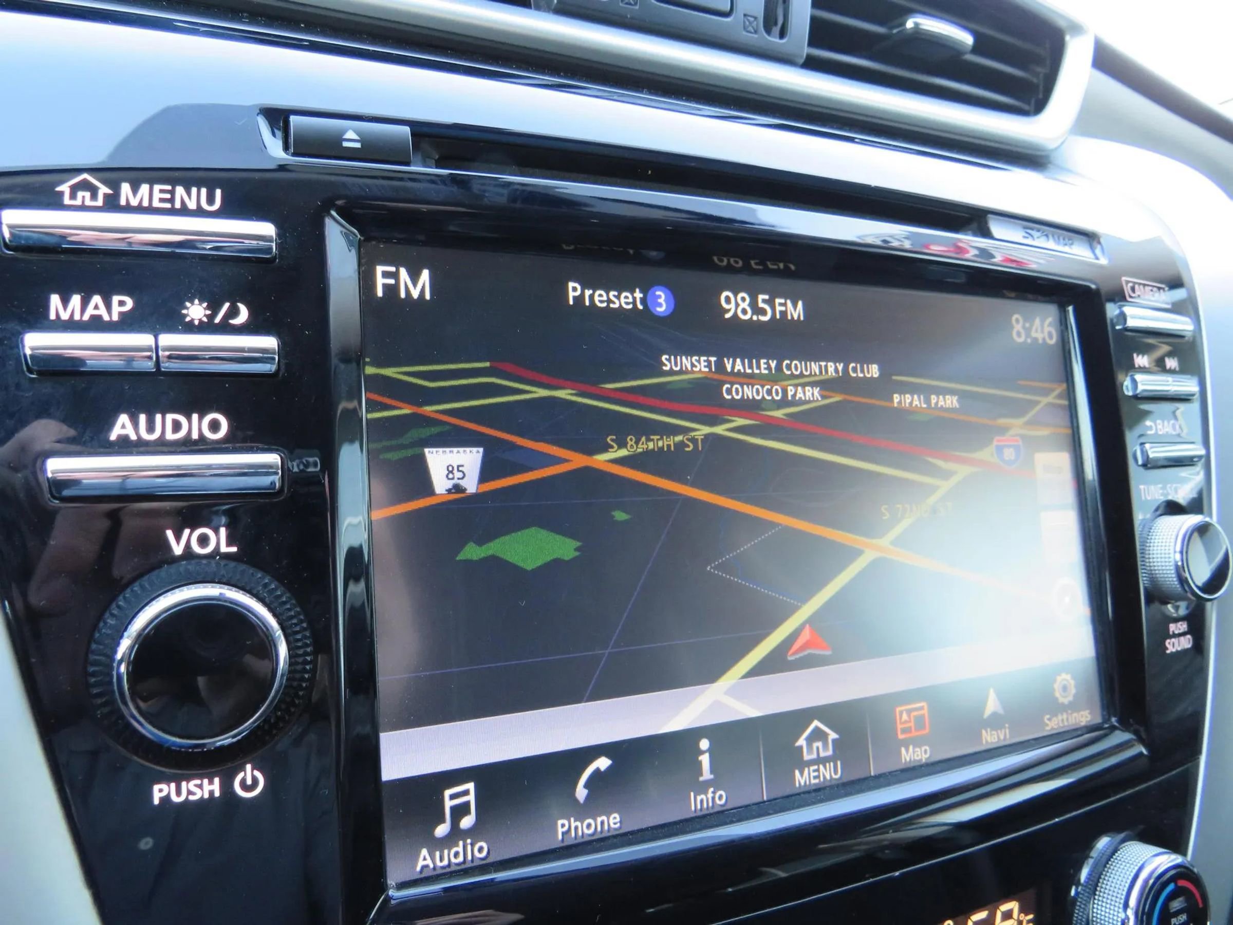 Used 2018 Nissan Murano S image 19