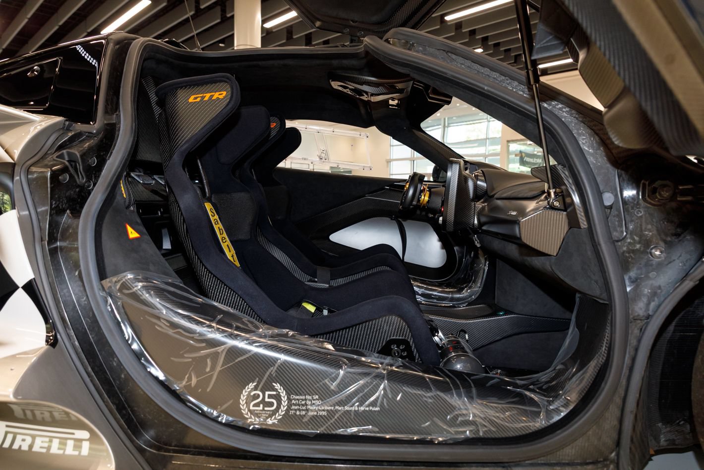 Used 2020 McLaren Senna RWD image 82