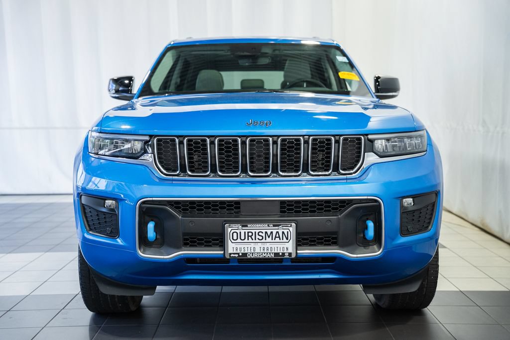 Used 2022 Jeep Grand Cherokee Overland AWD/4WD image 2