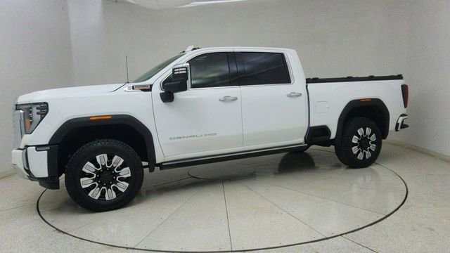 Used 2025 GMC Sierra 3500 Denali w/ Denali Reserve Package image 70