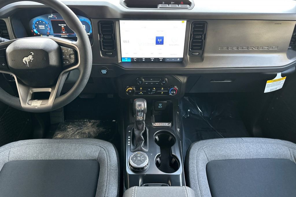 New 2025 Ford Bronco 4-Door image 11