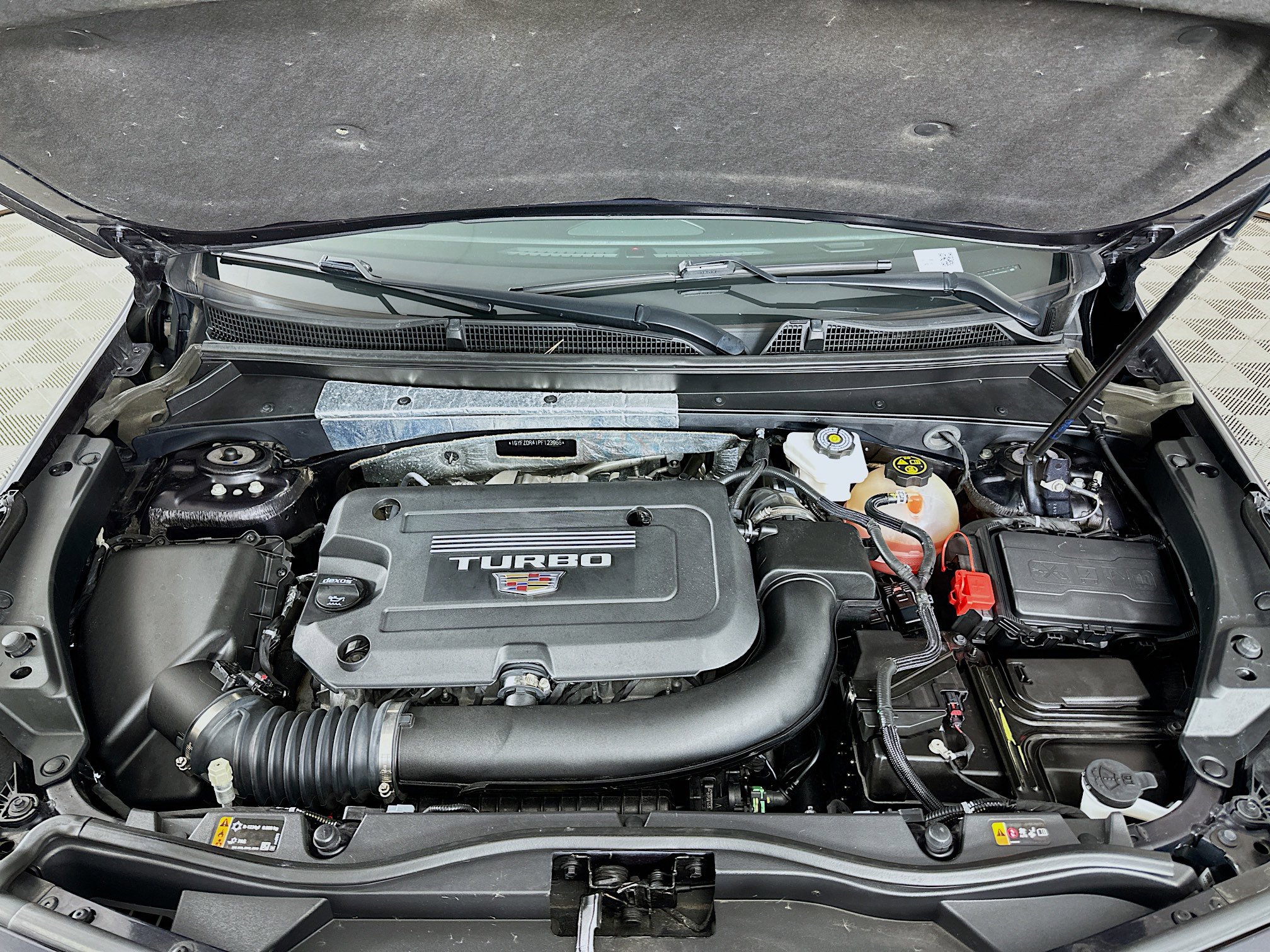 Used 2023 Cadillac XT4 Premium Luxury image 32