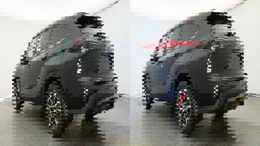 New 2026 Toyota Highlander XLE image 21