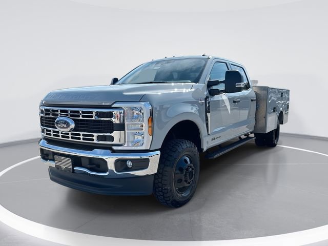 New 2025 Ford F350 XLT w/ XLT Value Package AWD/4WD image 1