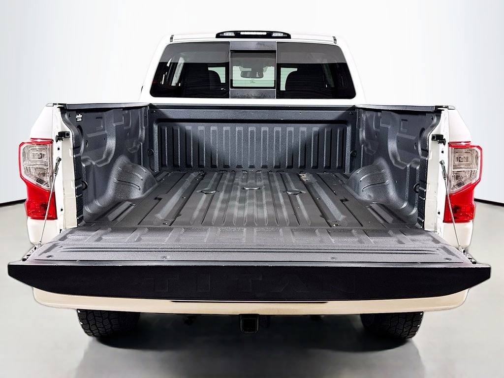 Used 2017 Nissan Titan SV RWD image 24
