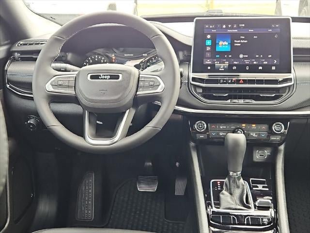 New 2027 Jeep Compass Latitude AWD/4WD image 50