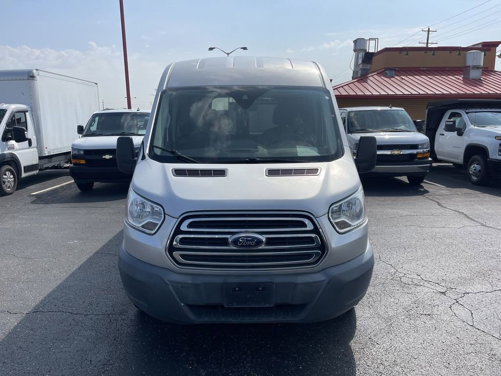 Used 2018 Ford Transit 350 XLT image 2