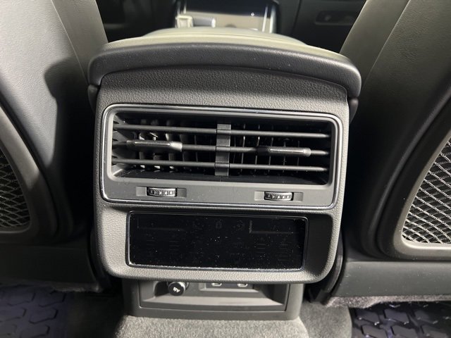 Used 2023 Audi SQ8 Prestige image 17
