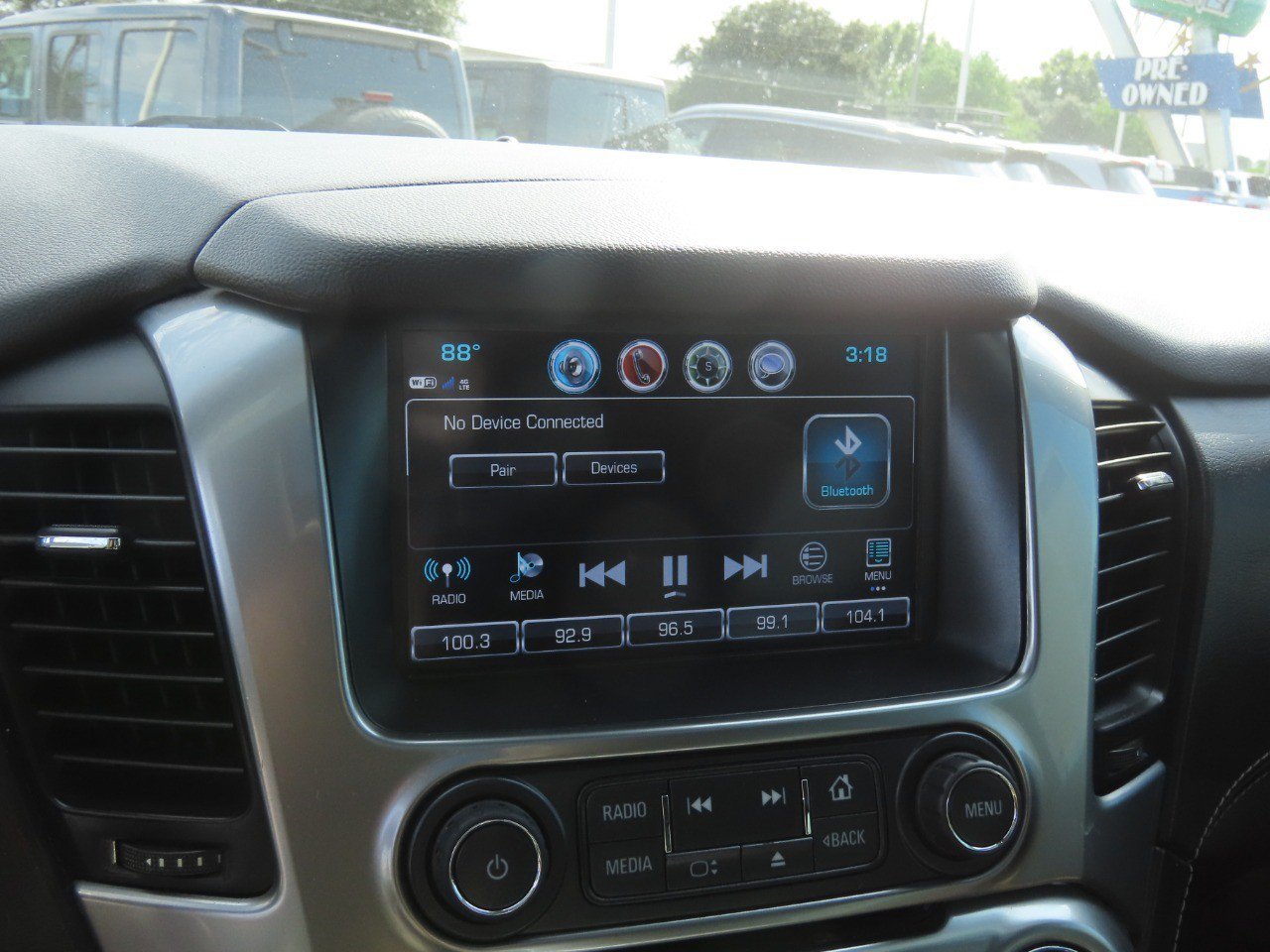 Used 2018 Chevrolet Tahoe LT w/ Z71 Midnight Edition AWD/4WD image 30