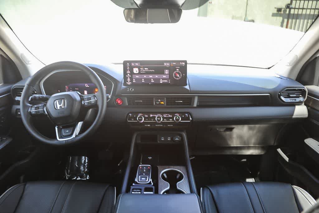 Used 2026 Honda Pilot Elite image 4