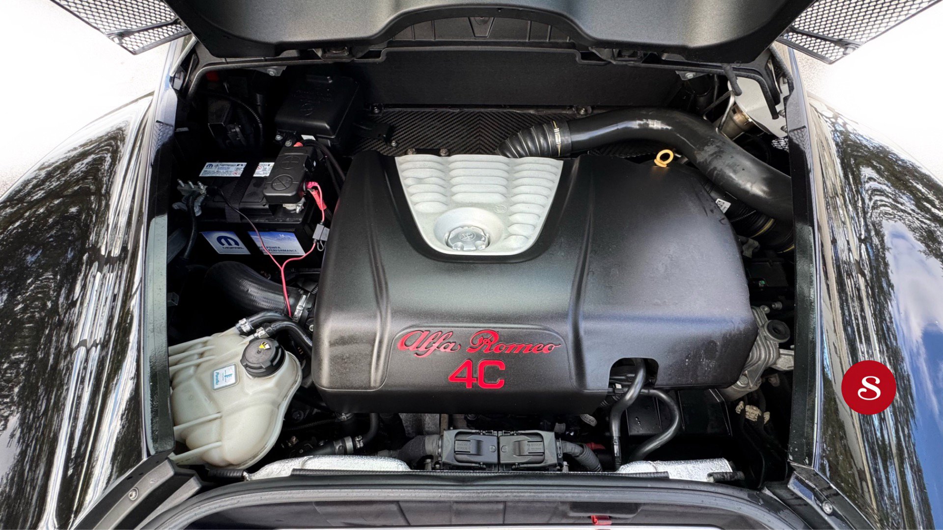 Used 2018 Alfa Romeo 4C w/ Coupe Track Package 1 image 10