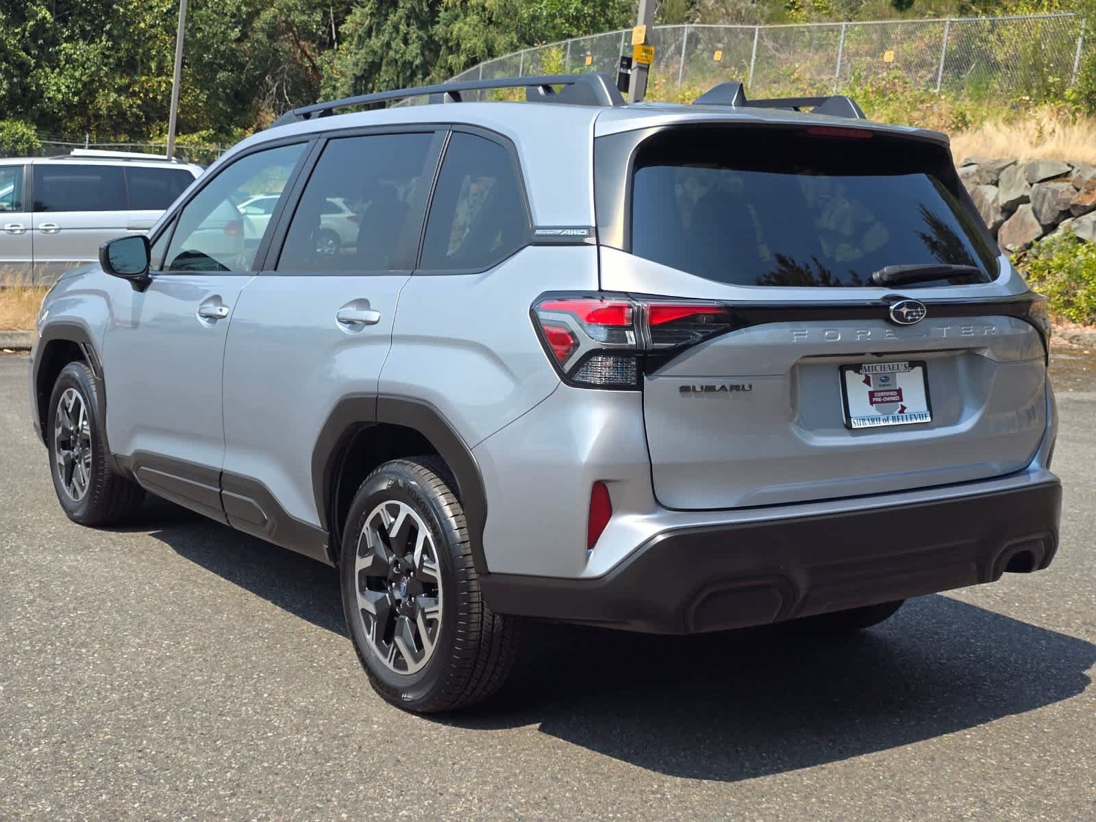 Certified 2025 Subaru Forester Premium AWD/4WD image 4
