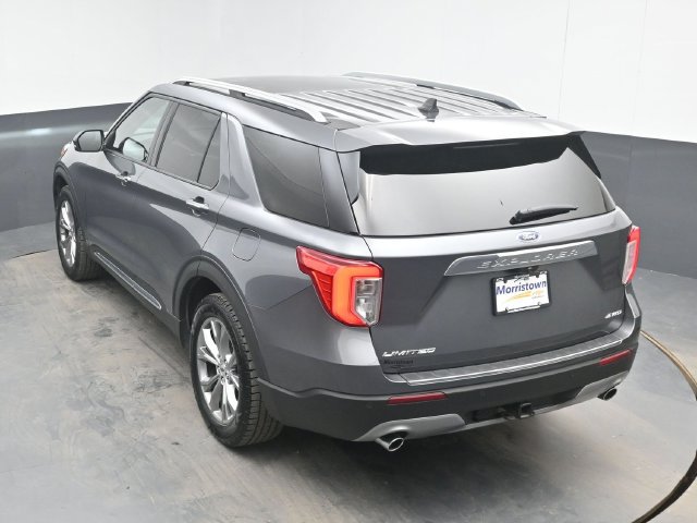 Used 2021 Ford Explorer Limited w/ Equipment Group 301A AWD/4WD image 43