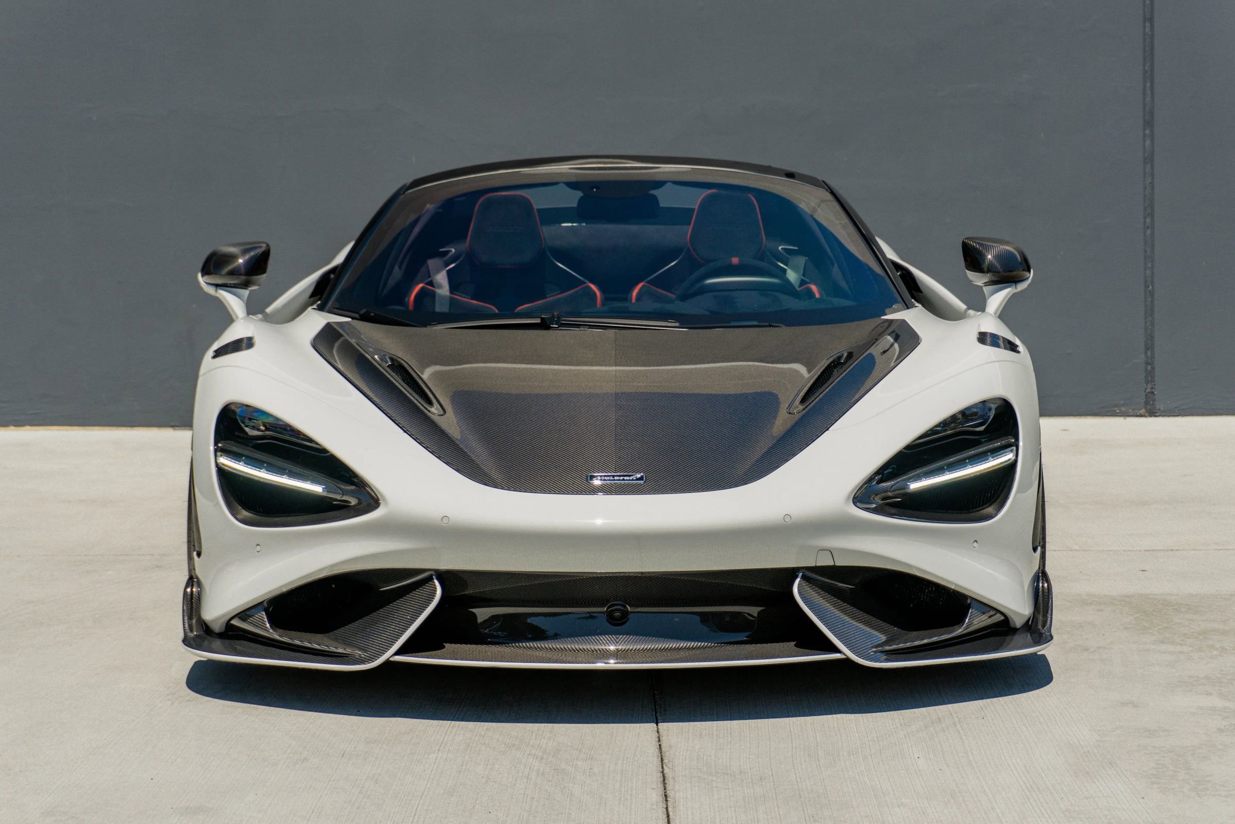 Used 2022 McLaren 765LT RWD image 6