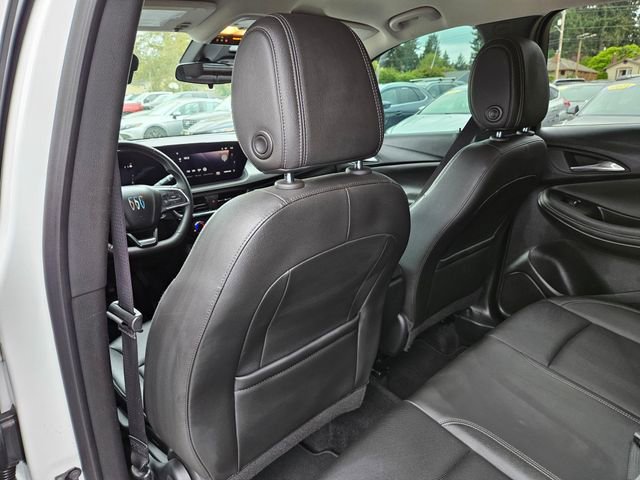 Used 2024 Buick Encore GX Sport Touring AWD/4WD image 17